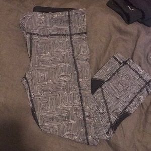 lululemon crop leggings